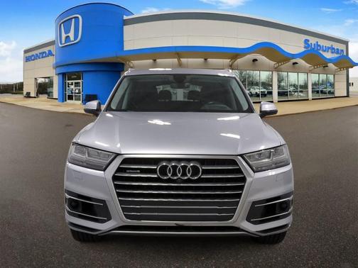 Florett Silver Metallic 2018 Audi Q7 3.0T Prestige