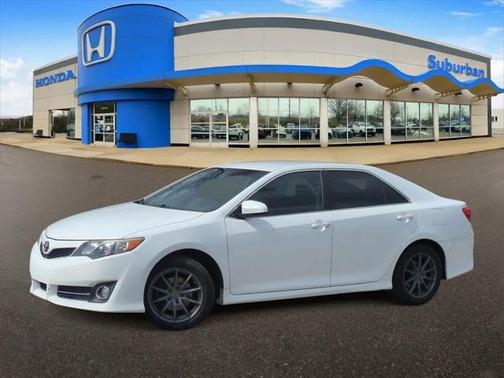 2014 Toyota Camry SE