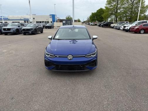 2024 Volkswagen Golf R 2.0T