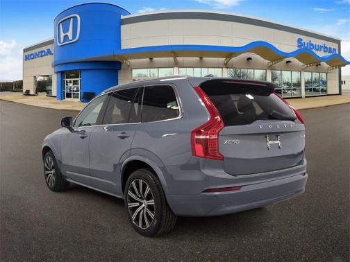 2023 Volvo XC90 B6 Core