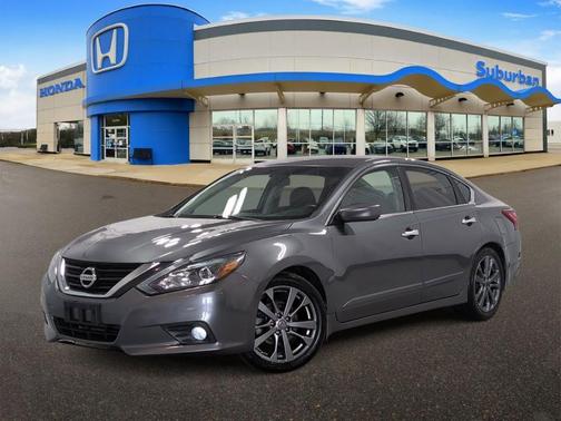 Gun Metallic 2018 Nissan Altima 2.5 SR