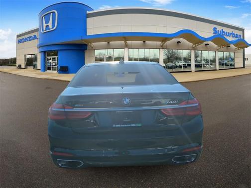 2019 BMW 740 i xDrive