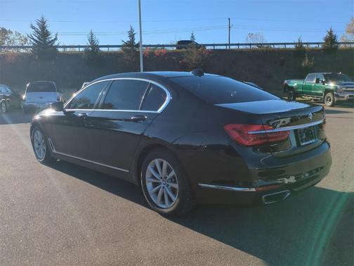 2019 BMW 740 i xDrive