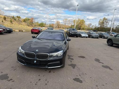 2019 BMW 740 i xDrive
