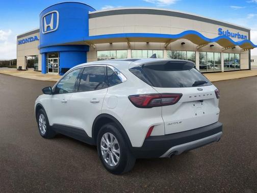 Star White 2023 Ford Escape Active
