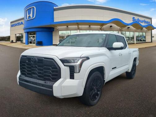 Ice 2023 Toyota Tundra SR5