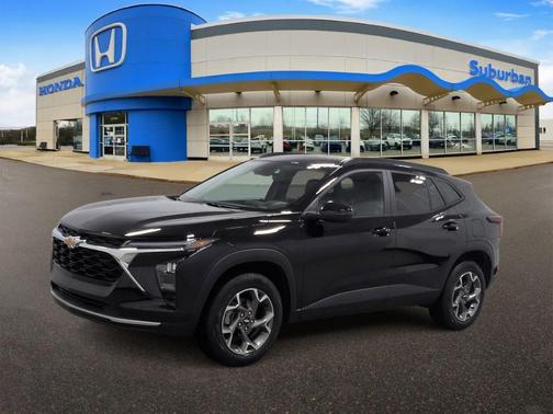 Mosaic Black Metallic 2025 Chevrolet Trax LT