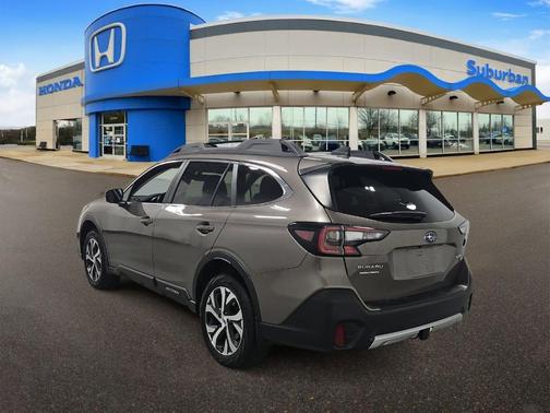 Brilliant Bronze Metallic 2021 Subaru Outback Limited XT