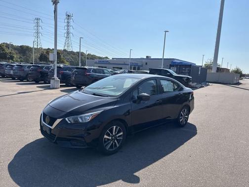 2021 Nissan Versa 1.6 SV