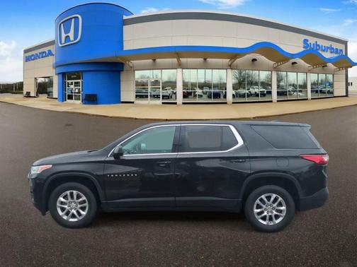 Mosaic Black Metallic 2020 Chevrolet Traverse LS