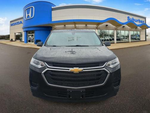 Mosaic Black Metallic 2020 Chevrolet Traverse LS
