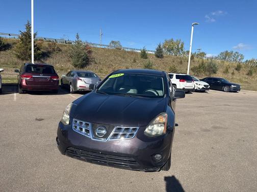 2014 Nissan Rogue Select S