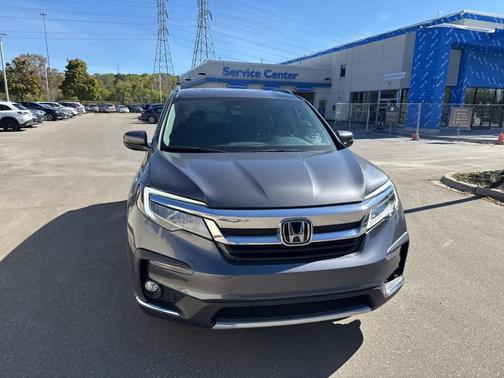 2022 Honda Pilot Touring 7-Passenger
