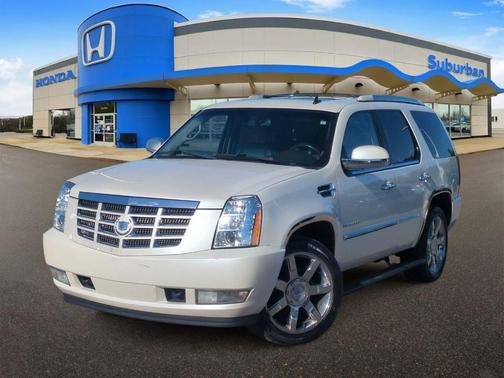 White Diamond Tri-Coat 2011 Cadillac Escalade Premium