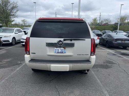 White Diamond Tri-Coat 2011 Cadillac Escalade Premium