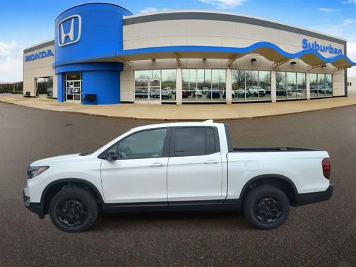 Platinum White Pearl 2026 Honda Ridgeline TrailSport+