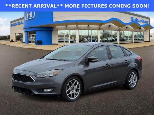 Magnetic 2015 Ford Focus SE