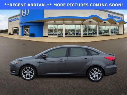 Magnetic 2015 Ford Focus SE