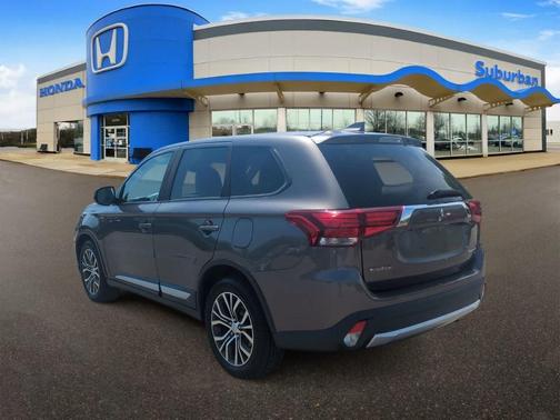 Quartz Brown Metallic 2018 Mitsubishi Outlander SE