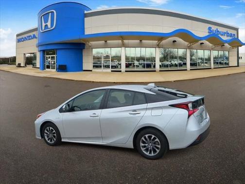 2022 Toyota Prius XLE