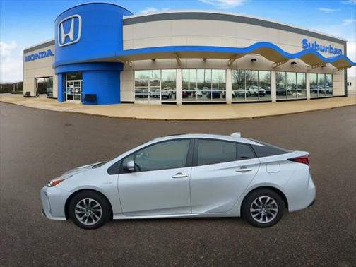 2022 Toyota Prius XLE