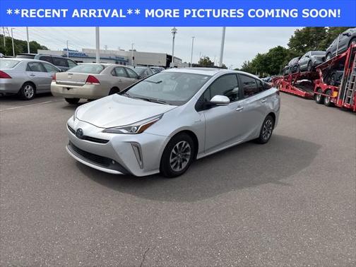 2022 Toyota Prius XLE