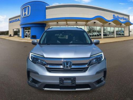 Lunar Silver Metallic 2019 Honda Pilot EX-L