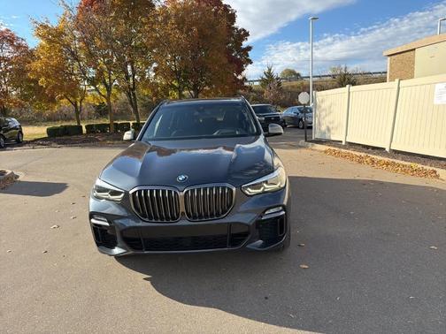 2020 BMW X5 M50i