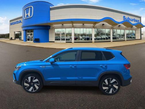 Cornflower Blue 2024 Volkswagen Taos 1.5T SEL