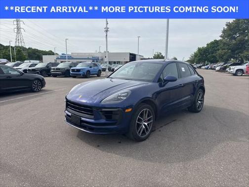 2022 Porsche Macan S