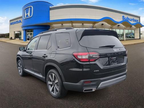 2025 Honda Pilot Touring