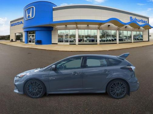 Stealth Gray 2017 Ford Focus RS Base