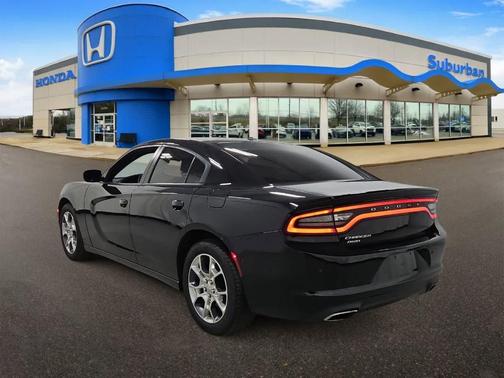 2015 Dodge Charger SE