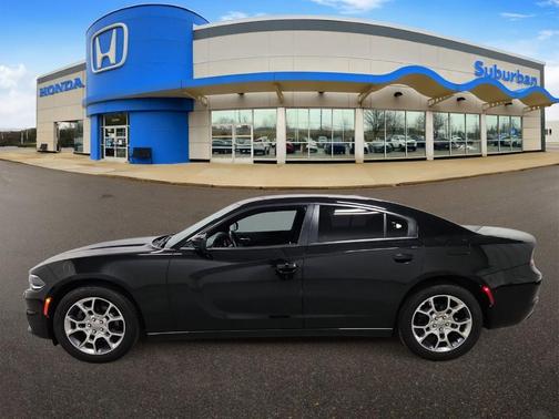 2015 Dodge Charger SE
