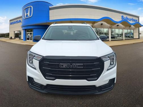 Summit White 2024 GMC Terrain SLE