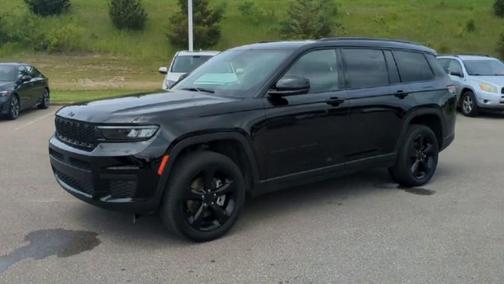 2023 Jeep Grand Cherokee L Laredo