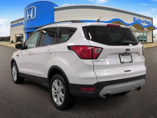 White Platinum Tri-Coat Metallic 2019 Ford Escape SEL