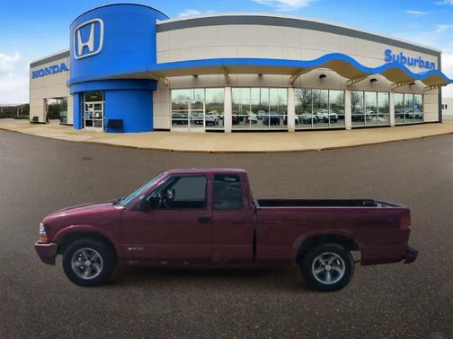 2002 Chevrolet S-10 LS