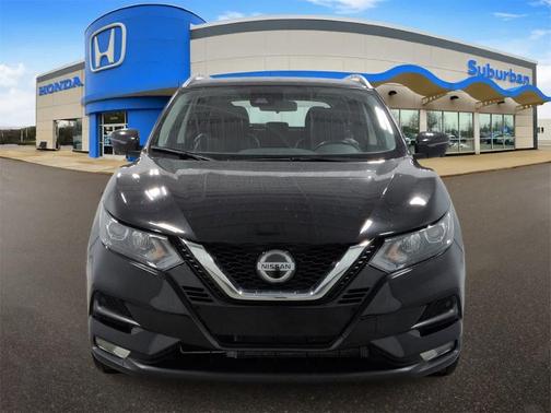 2022 Nissan Rogue Sport SV