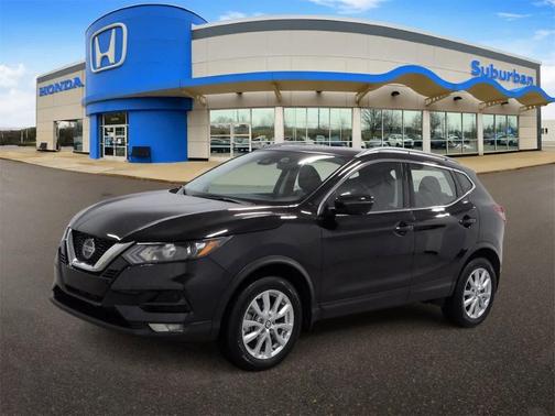 2022 Nissan Rogue Sport SV