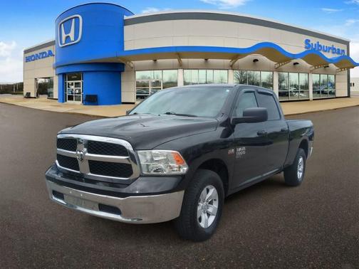 Diamond Black 2021 RAM 1500 Classic SLT