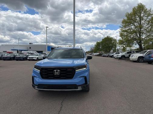 Sky 2024 Honda Pilot TrailSport