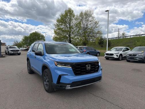Sky 2024 Honda Pilot TrailSport