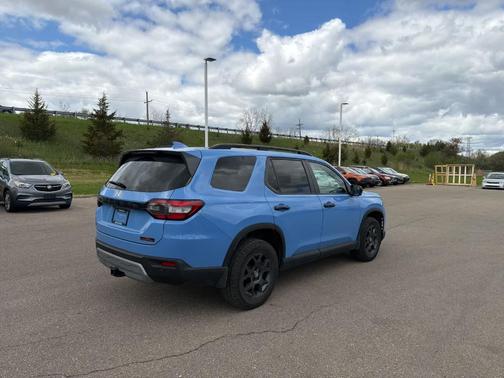 Sky 2024 Honda Pilot TrailSport