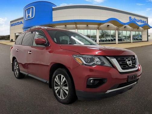 2017 Nissan Pathfinder SL