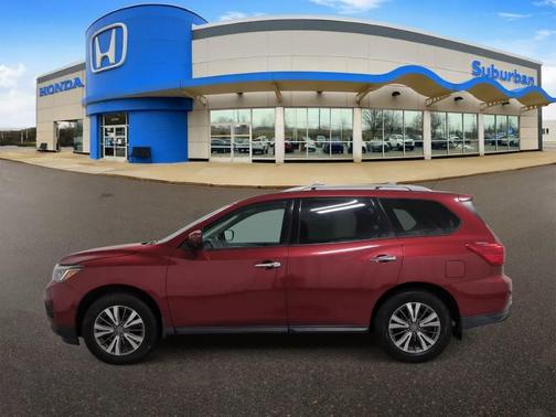 2017 Nissan Pathfinder SL