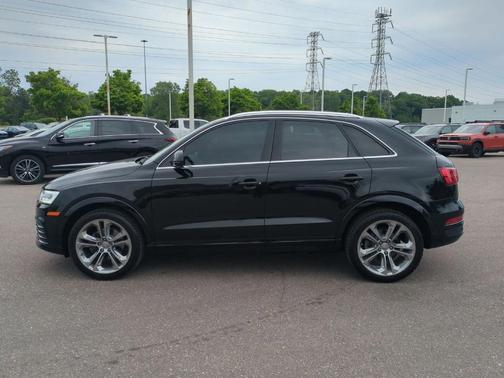 Brilliant Black 2016 Audi Q3 2.0T Prestige