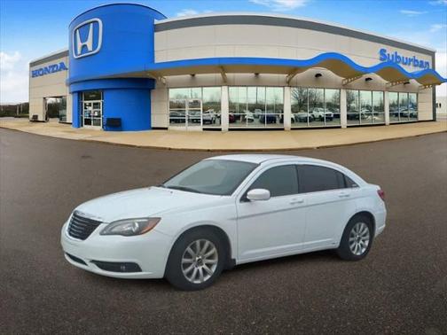 2013 Chrysler 200 Touring