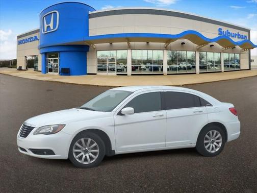 2013 Chrysler 200 Touring