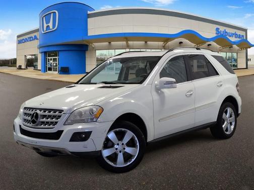 White 2011 Mercedes-Benz M-Class ML 350 4MATIC